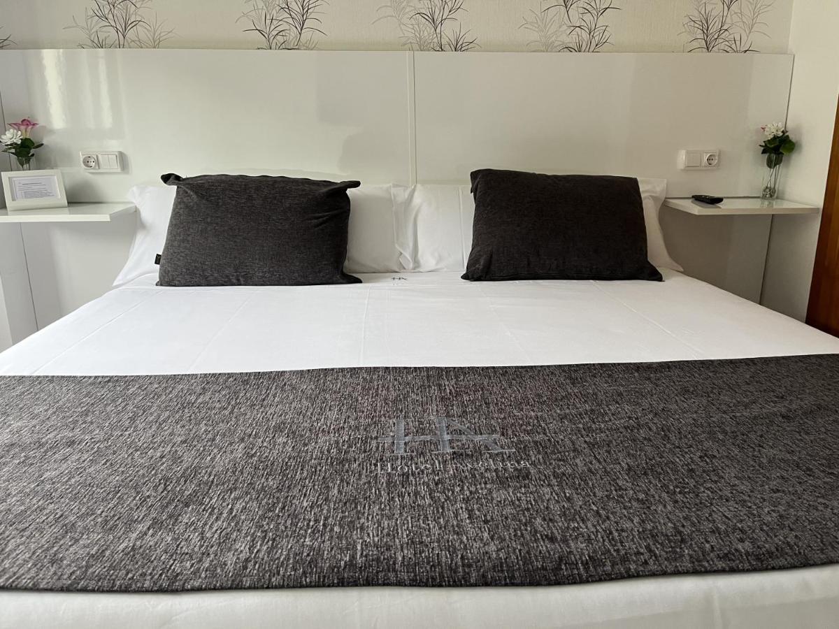Hotel Avelina Onís Dış mekan fotoğraf