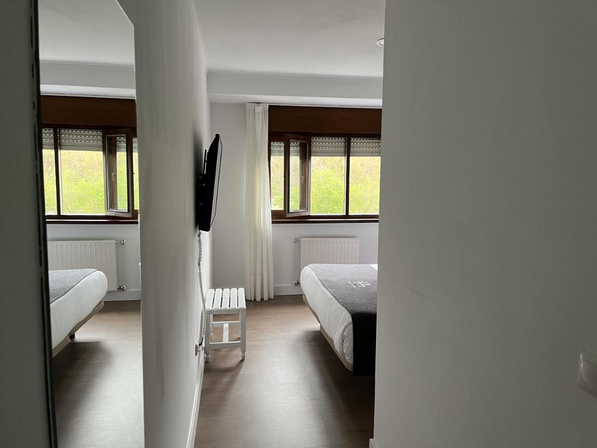 Hotel Avelina Onís Dış mekan fotoğraf