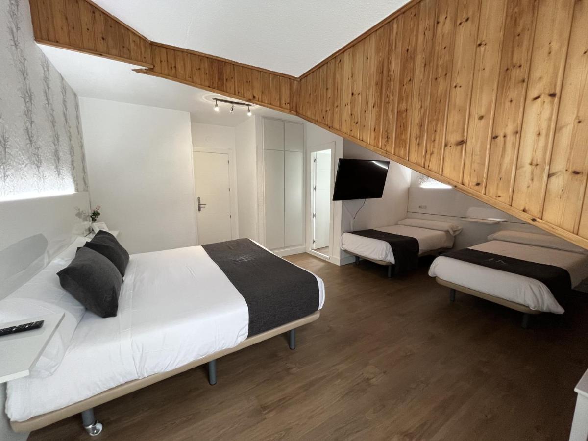 Hotel Avelina Onís Dış mekan fotoğraf