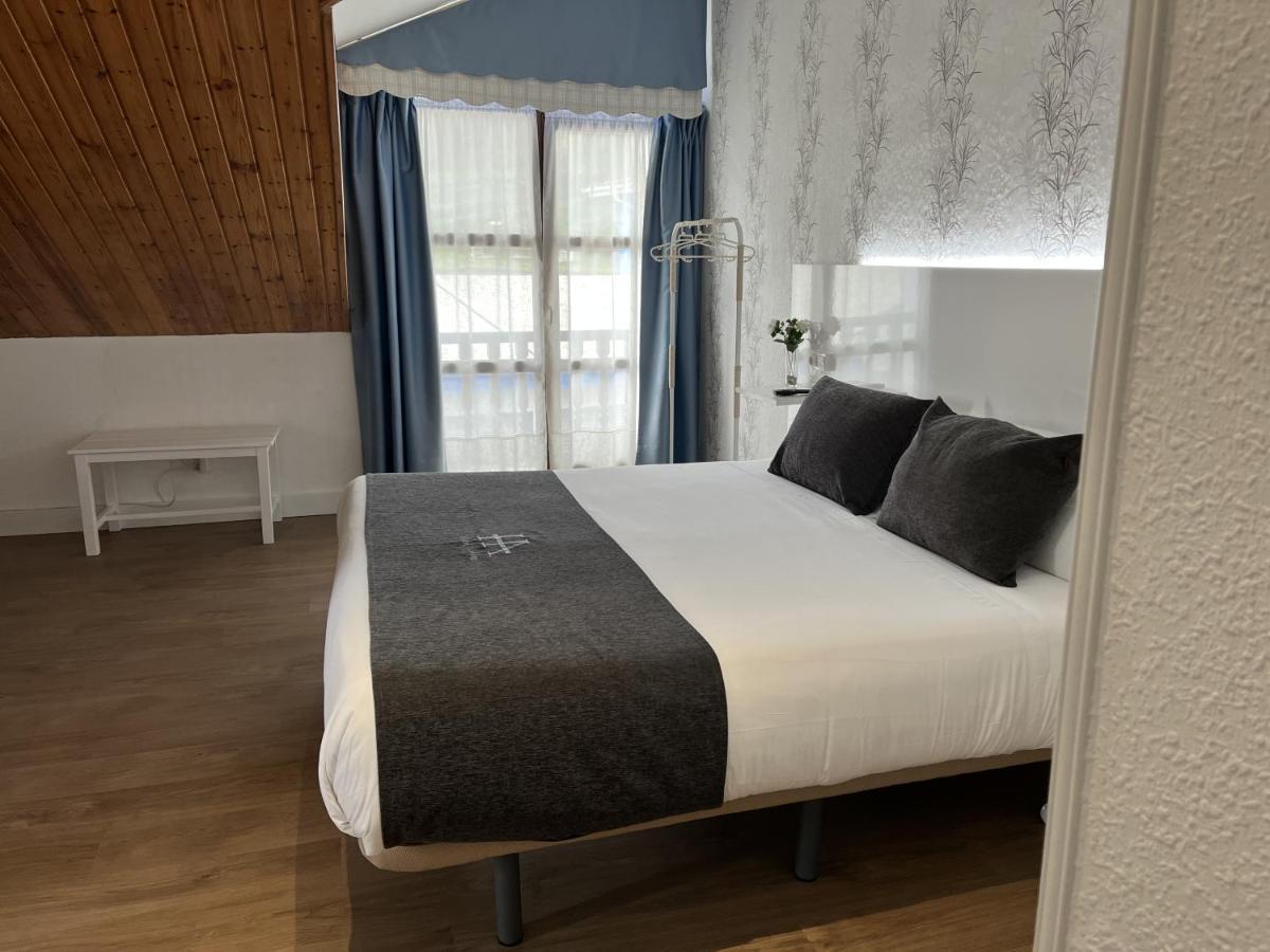 Hotel Avelina Onís Dış mekan fotoğraf
