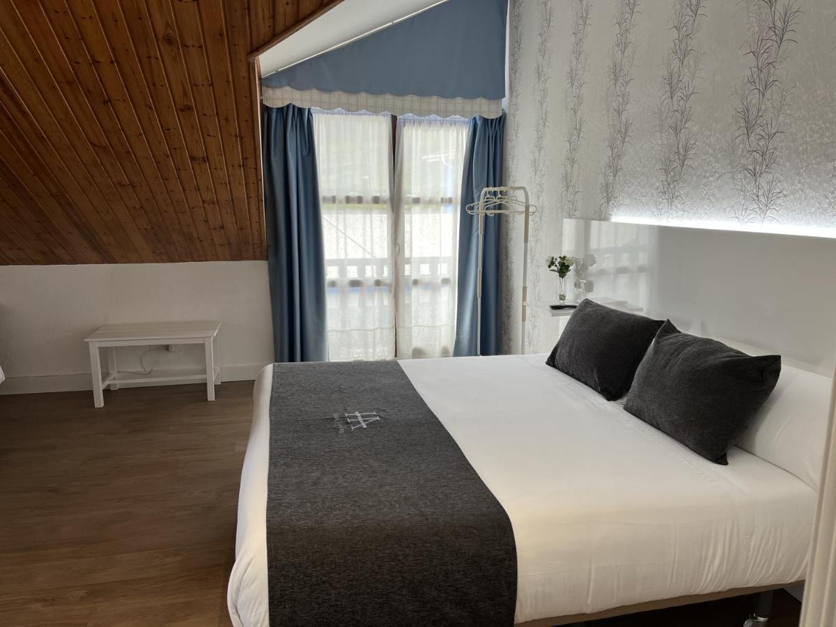 Hotel Avelina Onís Dış mekan fotoğraf